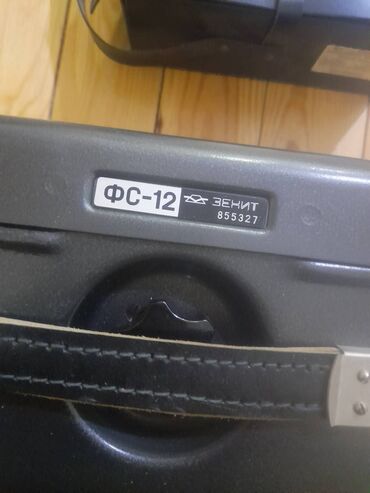 Çanta və çexollar: 300 mm lik ZENIT foto linzasi ve tetikli altligi. hec vaxt