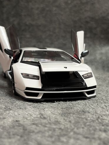 Avtomobil modelləri: Lamborghini, 2025 il, 1:24, Dəmir, Rayonlara çatdırılma, Ünvandan götürmə, Pulsuz çatdırılma — 21