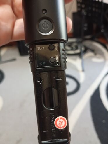 bluetooth mikrofon karaoke: Новый Беспроводные (Bluetooth) Микрофон Shure, Самовывоз