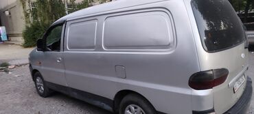 продаю старекс: Hyundai Starex: 2005 г., 2.5 л, Механика, Дизель, Фургон