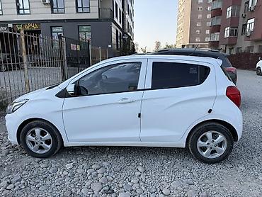 chevrolet onix 2021 turbo: Chevrolet Spark: 2020 г., 1 л, Автомат, Бензин, Хэтчбэк — 3