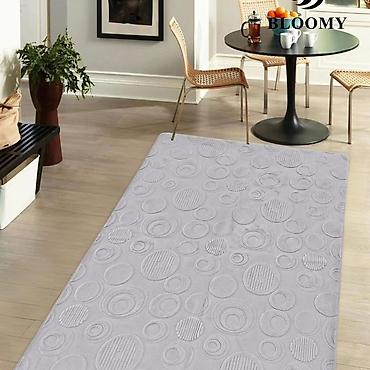 Tepisi i prostirke: Tepih
140x200- 4700 din
160x200- 5400 din — 18