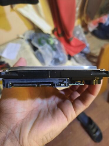 Masaüstü kompüterlər və iş stansiyaları: Daxili Sərt disk (HDD) Seagate, < 120 GB, 7200 RPM, 3.5"
