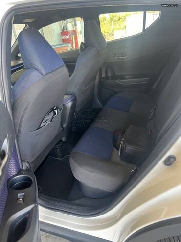 Toyota: Toyota C-HR: 1.8 l. | 2018 έ. SUV/4x4 — 25