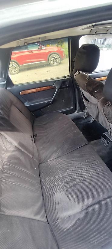Унаа сатуу: Opel Vectra: 1992 г., 1.8 л, Кол менен иштөөчү, Бензин, Седан — 4