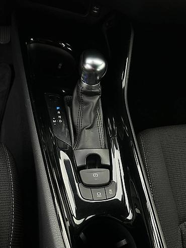 Toyota: Toyota C-HR: 2019 г., 2 л, Вариатор, Бензин, Кроссовер — 8