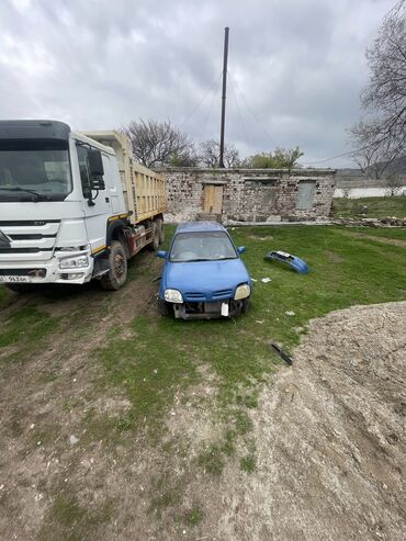Nissan: Машина от албай атат электирке корсотуш керек калганы иштейт Болгону