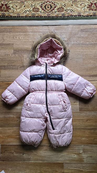 утя: Детский зимний комбинезон-конверт Moncler, розовый. - Теплый пуховый — 1