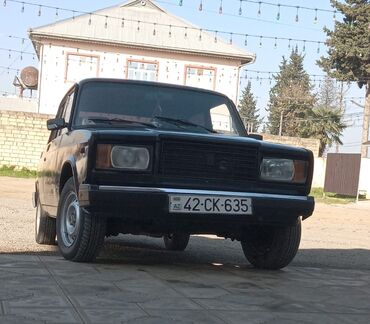 VAZ (LADA): Salam Allah satana da alanada xeyir versin maşınin matorunu teze — 1