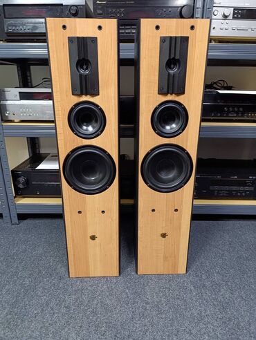 Zvučnici i stereo sistemi: Cat LEB 404 bukva sa crnim mrezicama i bocnim stranama trosistemci — 1