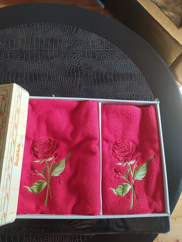 Gecəliklər: Tezedirler. Desmal naboruda, Gece geyim dəstləri de — 4