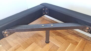 Kreveti: Kreveti su izradjeni od kvalitetnog drveta i celicne konstrukcije — 8