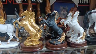 Fiqurlar: Fiqur, rəng - Qızılı — 4