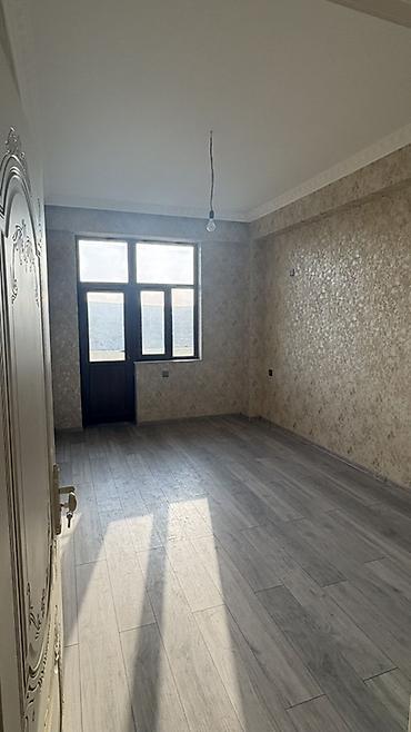 adres: Binəqədi qəs., 2 otaqlı, Yeni tikili, 66 kv. m — 4