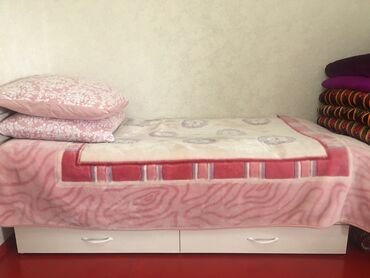 детский кровать бу: Односпальная Кровать, Б/у