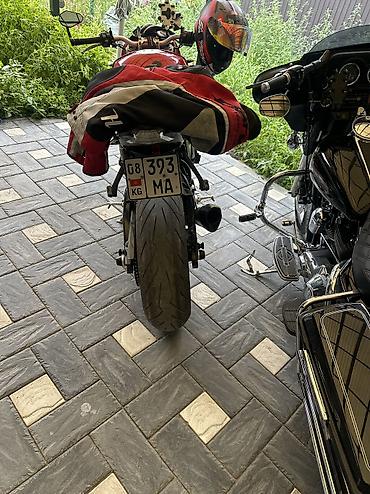 Мототехника: BMW S1000R, нейкед-спорт. Основные характеристики и оснащение: - — 3
