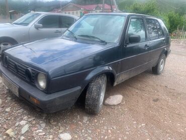 Volkswagen: Volkswagen Passat: 1990 г., 1.8 л, Механика, Бензин, Седан