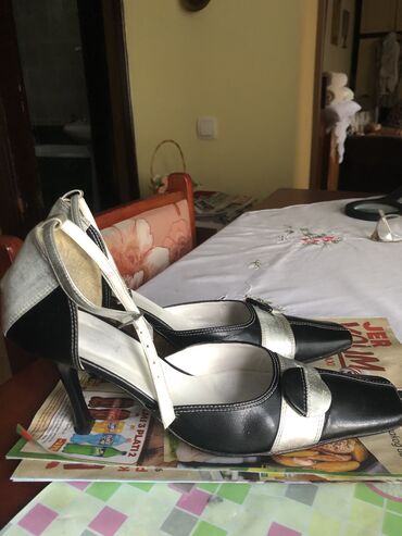 Sandale: Sandale, 39 — 12