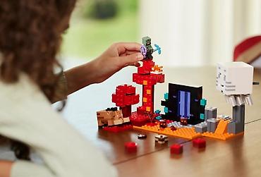Оюнчуктар: Продаю конструктор LEGO "Minecraft The Nether Portal Ambush" 🔥 LEGO — 9
