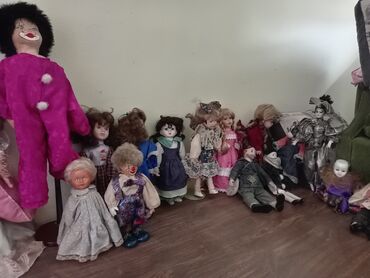 Figurines: Na prodaju lutke poruclanske i keramičke, stare preko 30 i vise godina