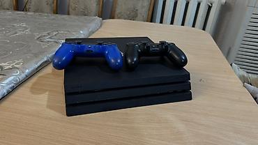 PS4 (Sony PlayStation 4): PlayStation 4 Pro (1 ТБ) — комплект FIFA 19 Состояние почти идеальное — 2