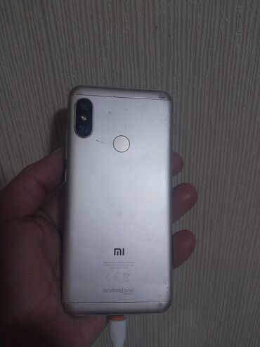 mi a2 lite ekran qiymeti: Xiaomi Mi A2, 64 GB, 
 Qırıq