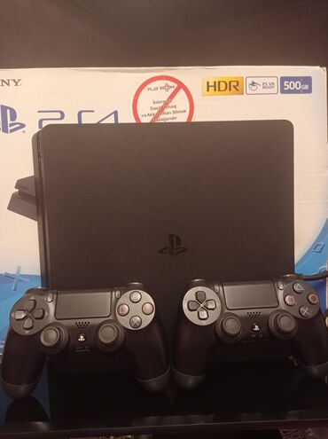 plesdeyşn 4: Salam PlayStation 4 slim satılır 7 oyun 2pult Az işlənib istifadə