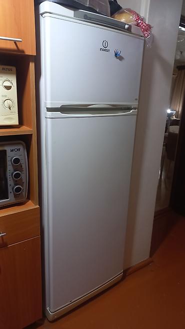 xaladenik satışı: Indesit iki qapılı soyuducu - Üst hissədə ayrıca dondurucu bölmə, alt — 4