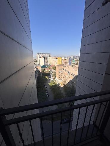 2023: 2 комнаты, 60 м², Джал-15 10 этаж, Евроремонт — 9