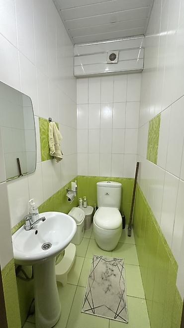 Продажа коттеджей и домов: 📍 Продается 2 х эт дом Город: Бишкек (район Молодая Гвардия) • 🏠 — 12