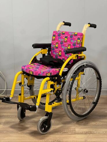 Инвалидные коляски: В наличии имеется!!! Кресло-коляска, предназначена для детей с