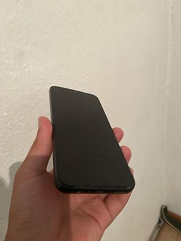 Samsung B2700, Б/у, 64 ГБ, цвет - Черный, 2 SIM