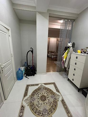 Mənzillər: 4 otaqlı, Yeni tikili, 96 kv. m — 8