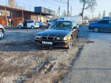 735: BMW 735: 1997 г., 3.5 л, Автомат, Газ