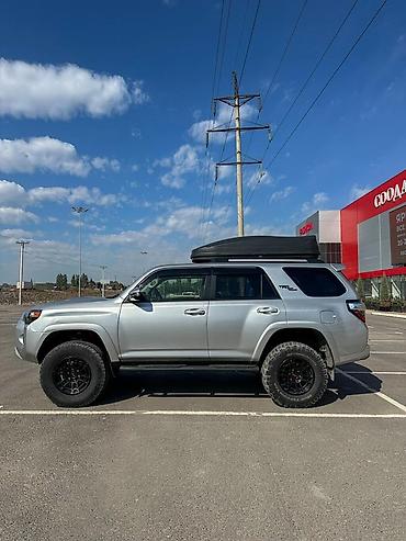 Toyota: Toyota 4Runner: 2017 г., 4 л, Автомат, Бензин, Внедорожник — 3