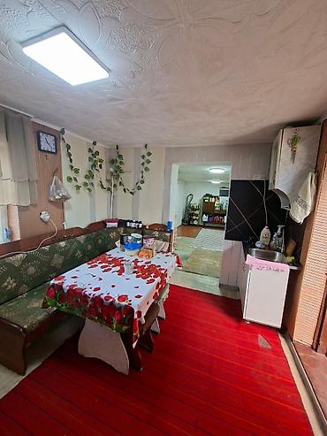 Продажа коттеджей и домов: Продается!!! Дом в г. Бишкек( бывшее с. Маевка), из жженного — 14