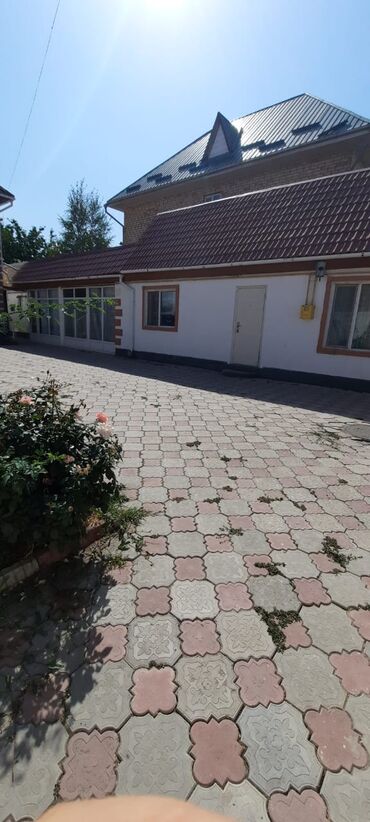 Продажа домов: Дом, 178 м², 6 комнат, Агентство недвижимости, Косметический ремонт — 4