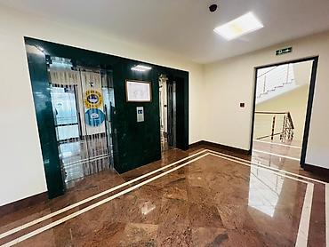 royal center: Аренда офисов, 250 м², В бизнес центре, С видом на горы — 6