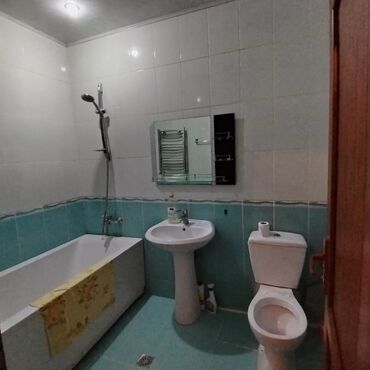 2 комнатная квартира в баку вторичное жилье: 2 комнаты, 56 м²