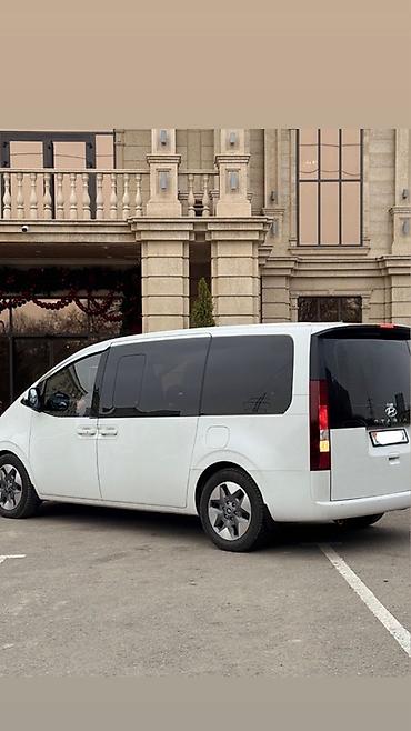 Hyundai: Hyundai Staria: 2022 г., 2.2 л, Автомат, Дизель, Минивэн — 2