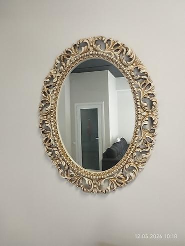 berber mirror second hand: Овальное настенное зеркало в резной раме - Форма: овальная - Рама — 1