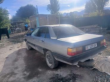 byd u8: Audi 100: 1989 г., 1.8 л, Механика, Бензин, Седан — 4