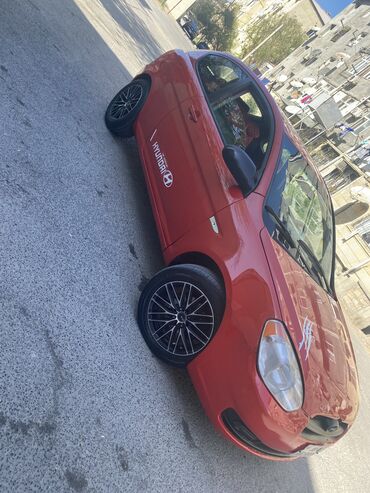 hunday oluxana: Hyundai Accent: 0.6 l | 2008 il Hetçbek