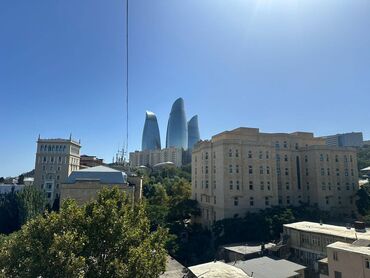 Köhnə tikili: Bakı, 6 otaqlı, Köhnə tikili, m. İçərişəhər, 200 kv. m — 10