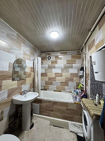 Продажа коттеджей и домов: Продается добротный дом Район: Старый толчок ул.Чагай 111 (300 метров — 6