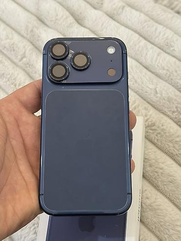 Apple iPhone: IPhone 17 Pro, Mavi — 9