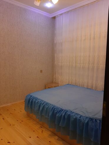 Həyət evləri və villaların satışı: Satılır: həyət evi - Ümumi görünüş: Hündür daş hasarla əhatələnmiş — 7