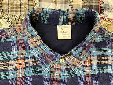 Köynəklər: Flanel köynək – düyməli, uzunqol - Material: 100% pambıq (etiketdə — 3
