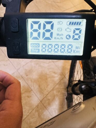 Elektrik velosipedlər: İşlənmiş Elektrik velosipedi 28", sürətlərin sayı: 7, 250 Vt, Ünvandan götürmə — 8