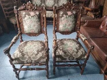 Stilske fotelje: Fotelje u odlicnom stanju rucni rad duborez. Cena po komadu — 3